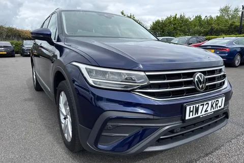 HW72KRJ Volkswagen Tiguan Allspace 1.5 TSI Life Euro 6 (s/s) 5dr Thumbnail #9