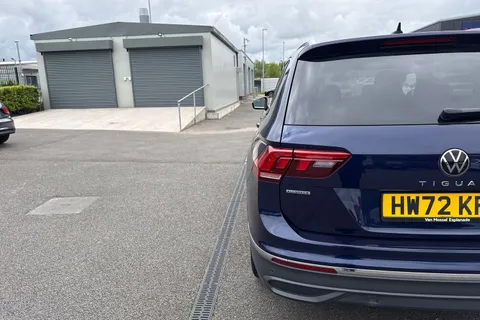HW72KRJ Volkswagen Tiguan Allspace 1.5 TSI Life Euro 6 (s/s) 5dr Thumbnail #32