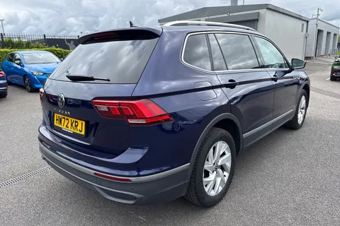 HW72KRJ Volkswagen Tiguan Allspace 1.5 TSI Life Euro 6 (s/s) 5dr Thumbnail #34