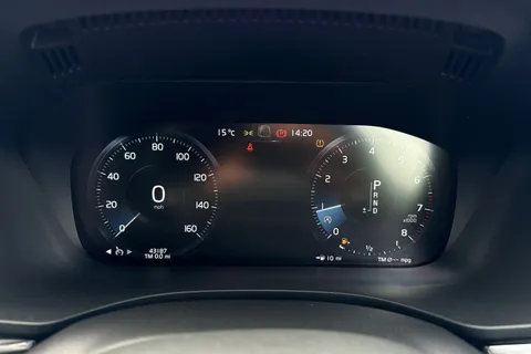 BP68GGJ Volvo Xc60 2.0 T5 R-Design Auto AWD Euro 6 (s/s) 5dr Thumbnail #42