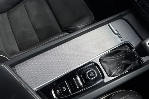 BP68GGJ Volvo Xc60 2.0 T5 R-Design Auto AWD Euro 6 (s/s) 5dr Thumbnail #59