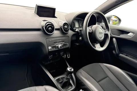 NL68DDA Audi A1 1.0 TFSI S line Sportback Euro 6 (s/s) 5dr (Nav) Thumbnail #15