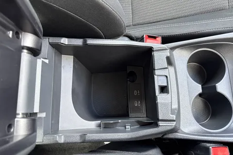 LV25UOC Nissan Qashqai 1.3 DIG-T MHEV Acenta Premium Euro 6 (s/s) 5dr Thumbnail #52