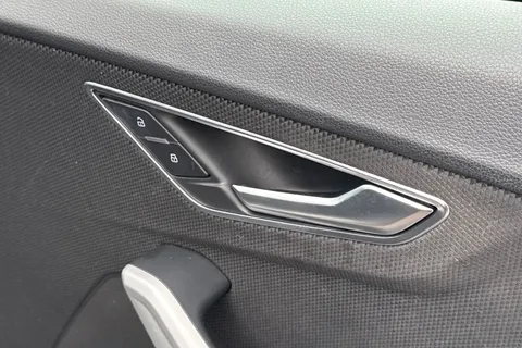 DA22TCV Audi Q2 Sport 30 TFSI  110 PS 6-speed Thumbnail #22