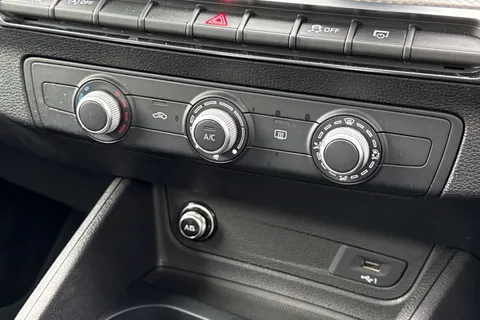 DA22TCV Audi Q2 Sport 30 TFSI  110 PS 6-speed Thumbnail #23