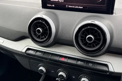 DA22TCV Audi Q2 Sport 30 TFSI  110 PS 6-speed Thumbnail #43