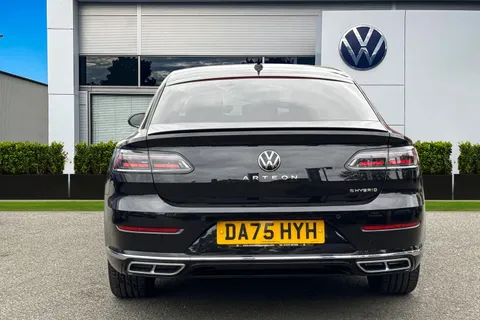 DA75HYH Volkswagen Arteon 1.4 TSI eHybrid R-Line 5dr DSG | Panoramic Sunroof | Adaptive Cruise Contro Thumbnail #5
