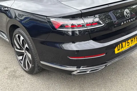 DA75HYH Volkswagen Arteon 1.4 TSI eHybrid R-Line 5dr DSG | Panoramic Sunroof | Adaptive Cruise Contro Thumbnail #8