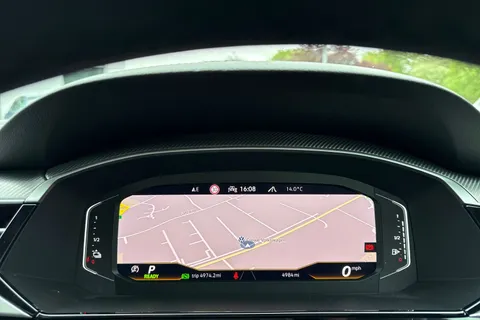 DA75HYH Volkswagen Arteon 1.4 TSI eHybrid R-Line 5dr DSG | Panoramic Sunroof | Adaptive Cruise Contro Thumbnail #26