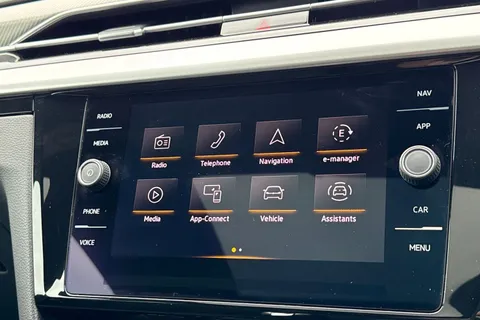 DA75HYH Volkswagen Arteon 1.4 TSI eHybrid R-Line 5dr DSG | Panoramic Sunroof | Adaptive Cruise Contro Thumbnail #27