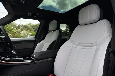  Land Rover Range Rover Sport 3.0 P460e 38.2kWh Edition Auto 4WD Euro 6 (s/s) 5dr Thumbnail #12