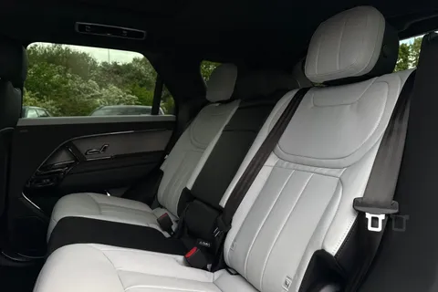  Land Rover Range Rover Sport 3.0 P460e 38.2kWh Edition Auto 4WD Euro 6 (s/s) 5dr Thumbnail #14