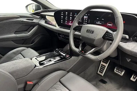 KM75NFD Audi A6 E-Tron Sportback Sportback Edition 1 e-tron performance 270,00 kW Thumbnail #7