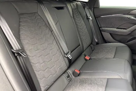KM75NFD Audi A6 E-Tron Sportback Sportback Edition 1 e-tron performance 270,00 kW Thumbnail #10