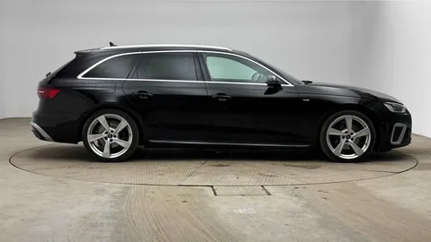 WM72TVT Audi A4 Avant Avant S line 35 TFSI 150 PS S tronic Thumbnail #3