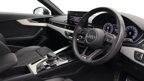 WM72TVT Audi A4 Avant Avant S line 35 TFSI 150 PS S tronic Thumbnail #7
