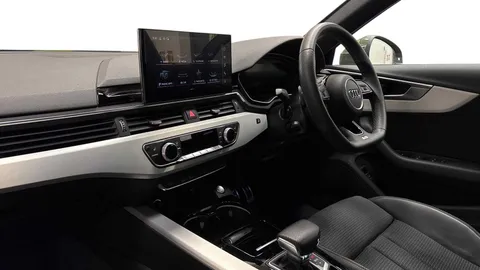 EJ23YUX Audi A4 Avant Avant S line 35 TFSI  150 PS S tronic Thumbnail #6