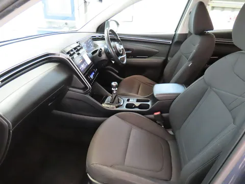 SB21WFG Hyundai Tucson 1.6 T-GDi SE Connect Euro 6 (s/s) 5dr Thumbnail #8