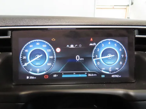 SB21WFG Hyundai Tucson 1.6 T-GDi SE Connect Euro 6 (s/s) 5dr Thumbnail #9