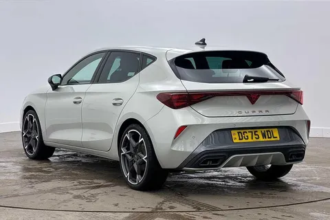 DG75WDL CUPRA Leon 1.5 eTSI 150 V2 5dr DSG Thumbnail #3