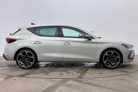 DG75WDL CUPRA Leon 1.5 eTSI 150 V2 5dr DSG Thumbnail #4