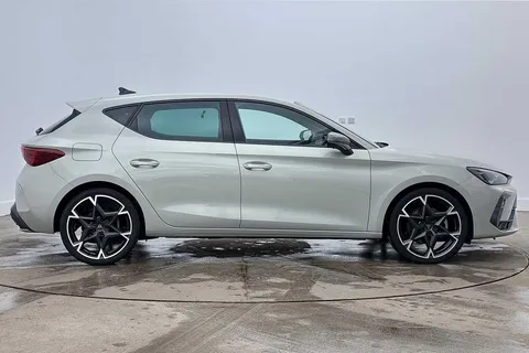 KJ25GRK CUPRA Leon 1.5 eTSI 150 V2 5dr DSG Thumbnail #4
