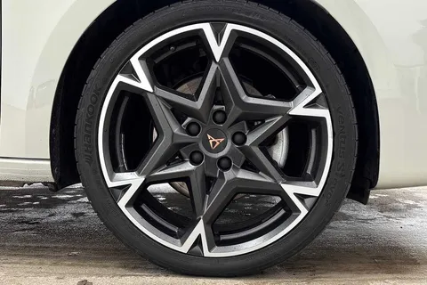 KJ25GRK CUPRA Leon 1.5 eTSI 150 V2 5dr DSG Thumbnail #5
