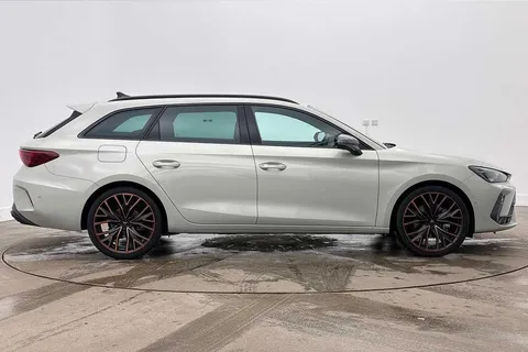 KW75TMO CUPRA Leon 1.5 eTSI 150 V3 5dr DSG **Delivery Mileage** Thumbnail #4