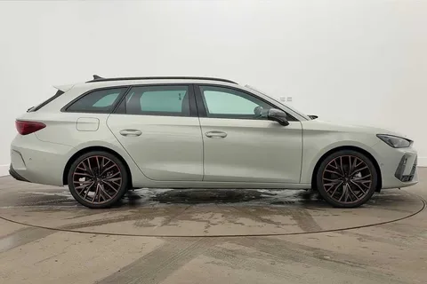 KW75TNE CUPRA Leon 1.5 eTSI 150 V3 5dr DSG **Delivery Mileage** Thumbnail #4