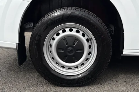 KR26GFJ Volkswagen E-Transporter 136PS 100kW 65kWh Commerce Plus Van Auto Thumbnail #12