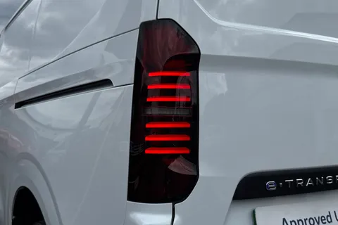 KR26GFJ Volkswagen E-Transporter 136PS 100kW 65kWh Commerce Plus Van Auto Thumbnail #35