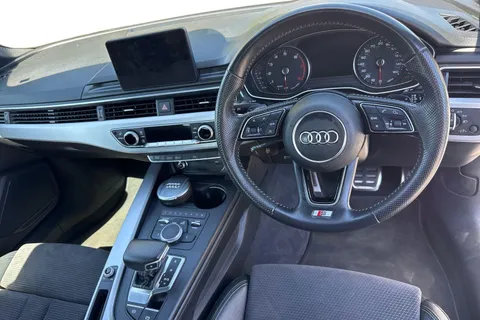 18 of 41 for Audi A5 2.0 TFSI S line S Tronic Euro 6 (s/s) 2dr