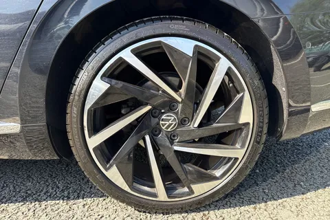 YR22MLZ Volkswagen Arteon 2.0 TSI R-Line 5dr DSG ⭐20' Nashville, Climate Windscreen, Dynamic Chassis⭐ Thumbnail #12