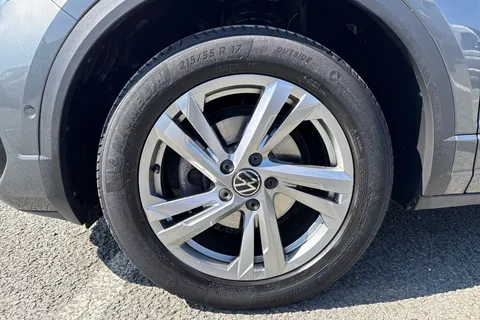 ML72YEE Volkswagen T-Roc 1.5 TSI R-Line 5dr ⭐1 Year VW Warranty⭐ Thumbnail #13