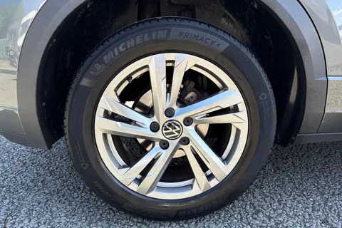 ML72YEE Volkswagen T-Roc 1.5 TSI R-Line 5dr ⭐1 Year VW Warranty⭐ Thumbnail #14