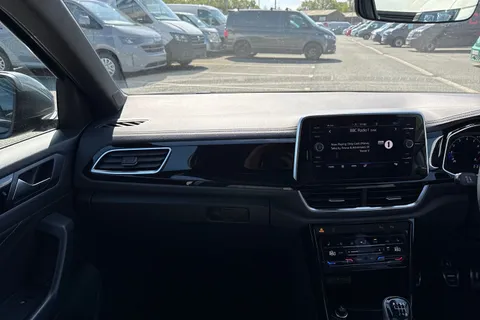 ML72YEE Volkswagen T-Roc 1.5 TSI R-Line 5dr ⭐1 Year VW Warranty⭐ Thumbnail #21