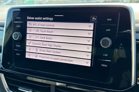 ML72YEE Volkswagen T-Roc 1.5 TSI R-Line 5dr ⭐1 Year VW Warranty⭐ Thumbnail #56