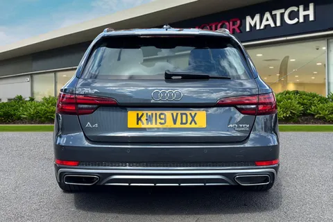 KW19VDX Audi A4 Avant 2.0 TDI 40 S line S Tronic quattro Euro 6 (s/s) 5dr Thumbnail #5