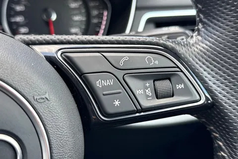 KW19VDX Audi A4 Avant 2.0 TDI 40 S line S Tronic quattro Euro 6 (s/s) 5dr Thumbnail #46