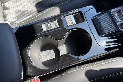 DG25FWE PEUGEOT e-208 51kWh GT Auto 5dr (7.4kW Charger) Thumbnail #40