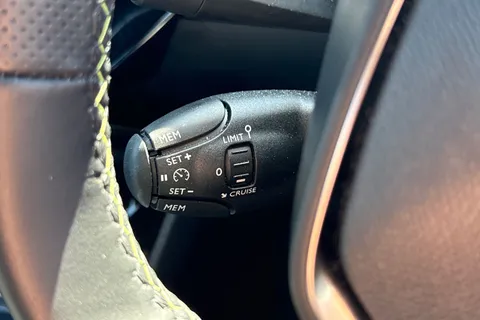 DG25FWE PEUGEOT e-208 51kWh GT Auto 5dr (7.4kW Charger) Thumbnail #44