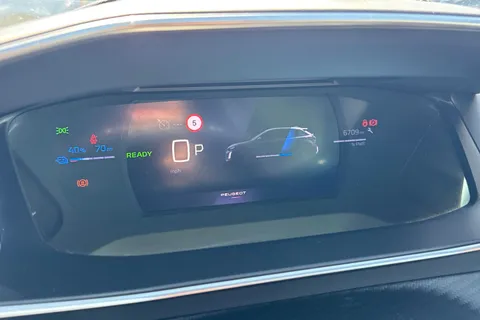 DG25FWE PEUGEOT e-208 51kWh GT Auto 5dr (7.4kW Charger) Thumbnail #45