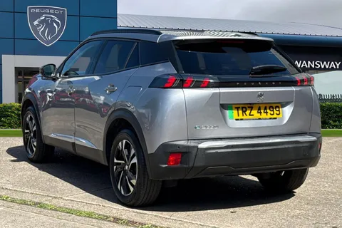 TRZ4499 PEUGEOT e-2008 50kWh Allure Premium Auto 5dr Thumbnail #3