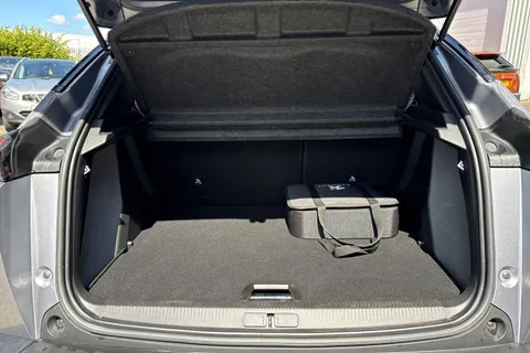 TRZ4499 PEUGEOT e-2008 50kWh Allure Premium Auto 5dr Thumbnail #7