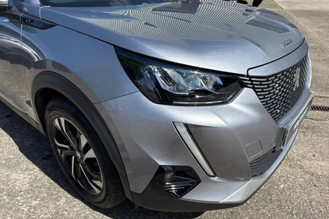 TRZ4499 PEUGEOT e-2008 50kWh Allure Premium Auto 5dr Thumbnail #26
