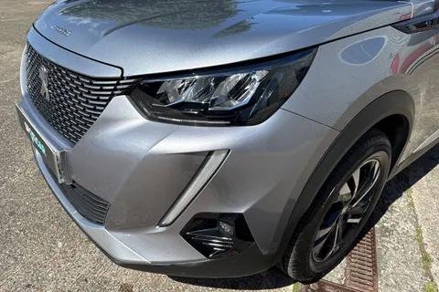TRZ4499 PEUGEOT e-2008 50kWh Allure Premium Auto 5dr Thumbnail #27