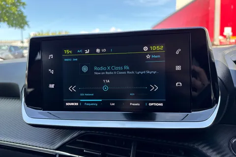 TRZ4499 PEUGEOT e-2008 50kWh Allure Premium Auto 5dr Thumbnail #44