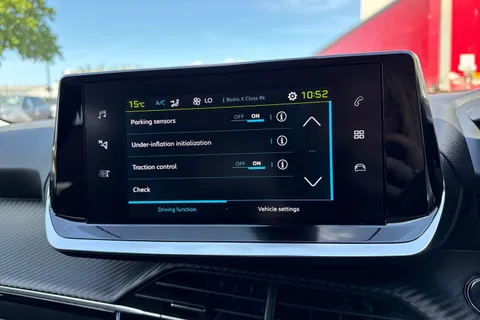 TRZ4499 PEUGEOT e-2008 50kWh Allure Premium Auto 5dr Thumbnail #49