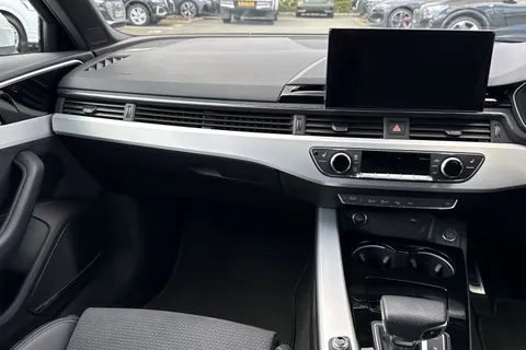 RK24LPO Audi A4 Avant Avant S line 40 TFSI  204 PS S tronic Thumbnail #21