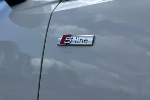 RK24LPO Audi A4 Avant Avant S line 40 TFSI  204 PS S tronic Thumbnail #48